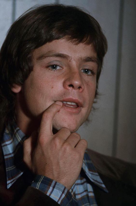 a picture of Luke Skywalker