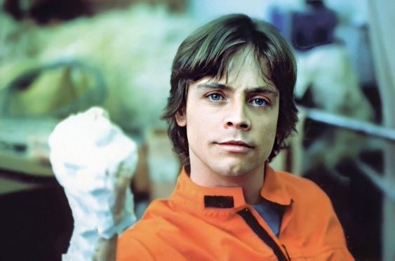 a picture of Luke Skywalker