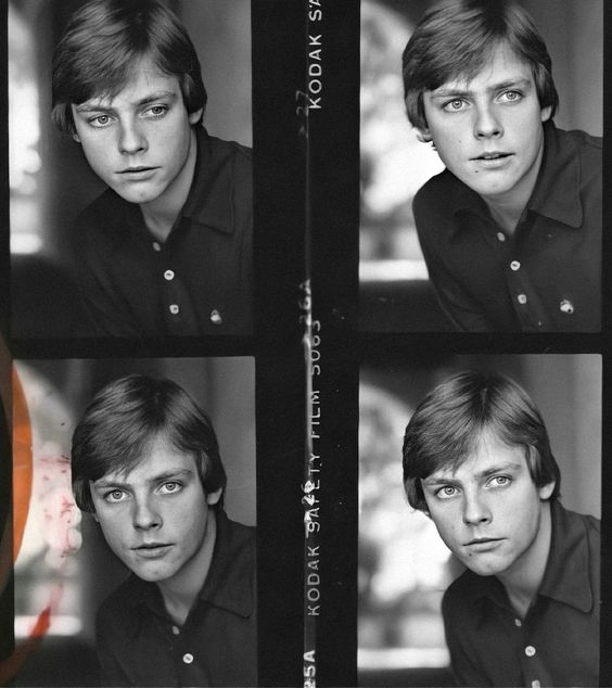 a picture of Luke Skywalker